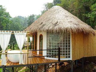 For sale 5 bed hotel in Mae Taeng, Chiang Mai