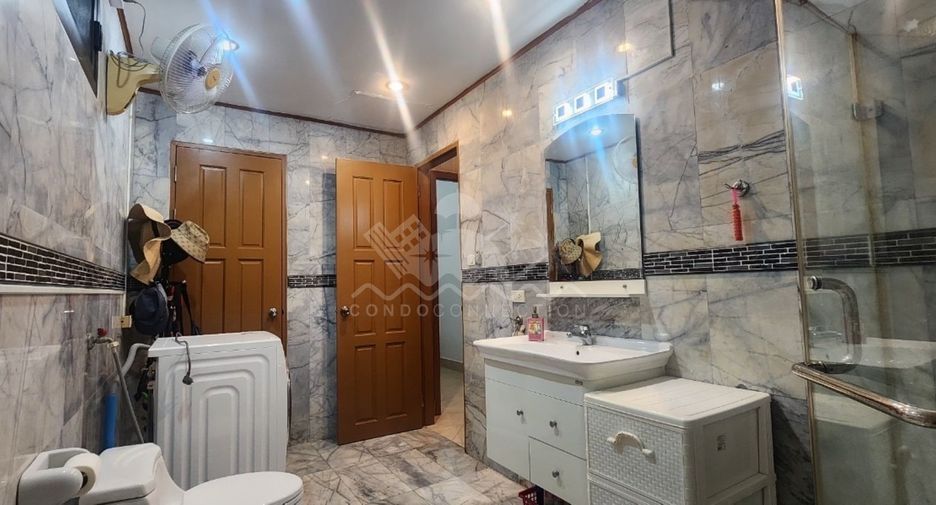 For sale 3 bed house in Bang Lamung, Chonburi