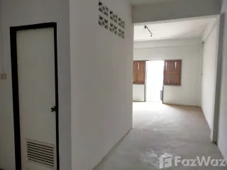 For sale 4 bed retail Space in Mueang Chumphon, Chumphon
