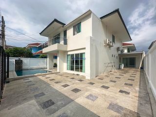 For sale 6 bed house in Bang Lamung, Chonburi