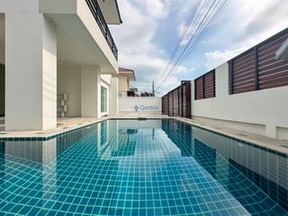 For sale 6 bed house in Bang Lamung, Chonburi