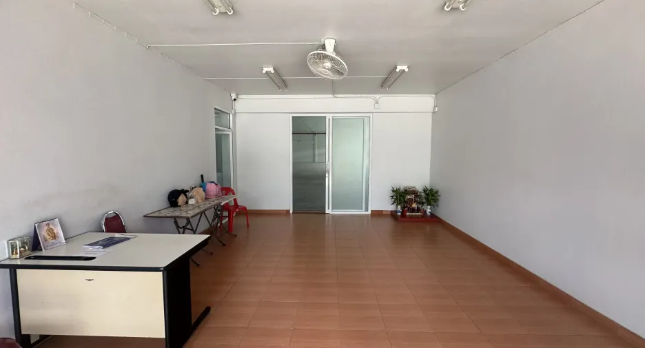 For rent and for sale warehouse in Lat Krabang, Bangkok
