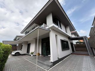 For rent and for sale 4 bed house in Lam Luk Ka, Pathum Thani