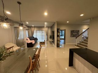 For sale and for rent 4 bed house in Lam Luk Ka, Pathum Thani