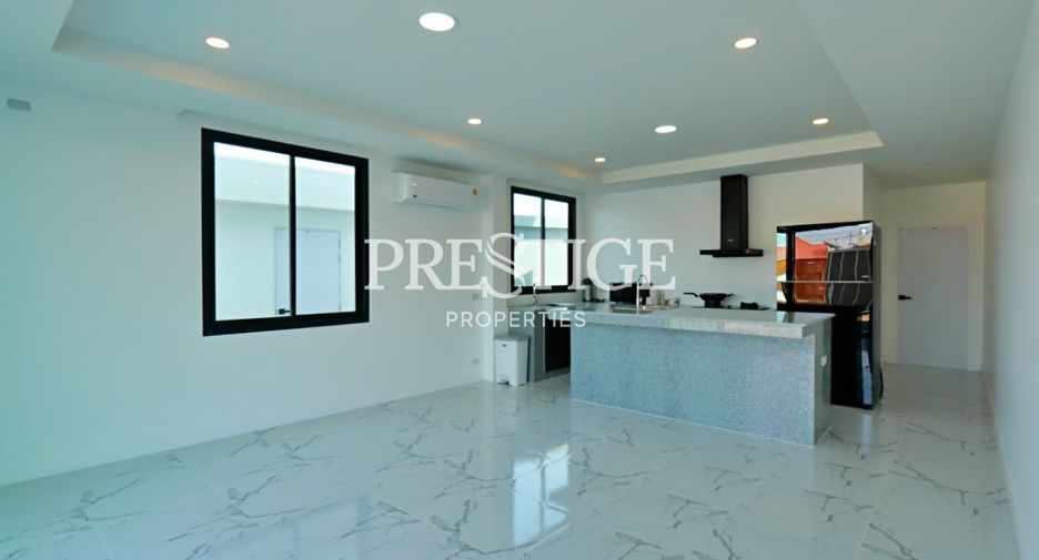 For rent 4 bedrooms house in Bang Lamung, Chonburi