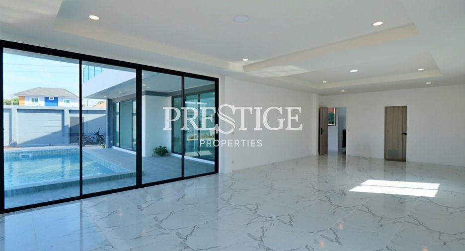 For rent 4 bedrooms house in Bang Lamung, Chonburi