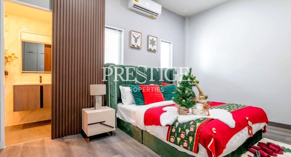 For sale 4 bedrooms house in Bang Lamung, Chonburi