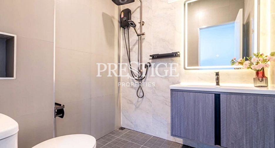 For sale 4 bedrooms house in Bang Lamung, Chonburi