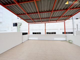 Casa adosada en alquiler y en venta de 3 habitaciones en Bang Lamung, Chonburi