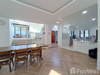 For sale 3 Beds house in Phra Khanong, Bangkok