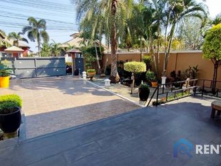Casa en venta de 3 habitaciones en Bang Lamung, Chonburi