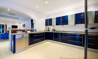 For rent 2 bed house in Bang Lamung, Chonburi