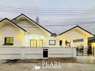 For sale 4 Beds villa in Bang Lamung, Chonburi