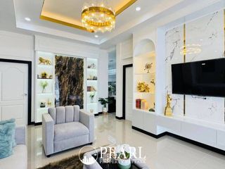 For sale 4 Beds villa in Bang Lamung, Chonburi