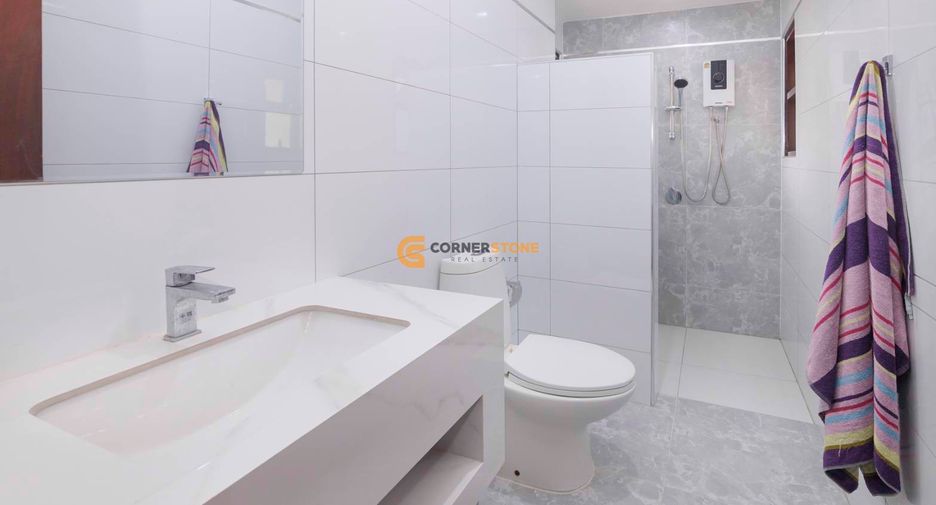 For sale 3 bedrooms house in East Pattaya, Pattaya