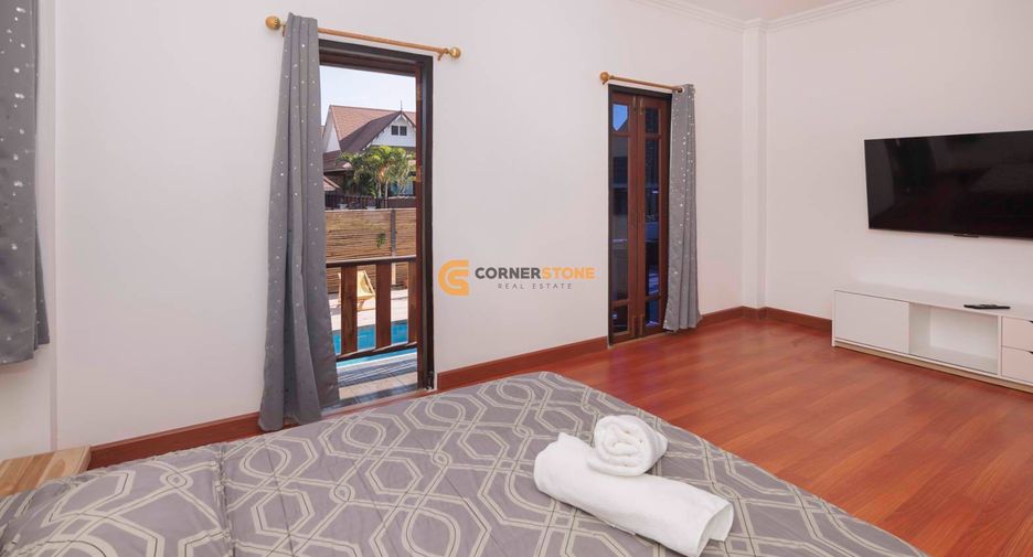 For sale 3 bedrooms house in East Pattaya, Pattaya