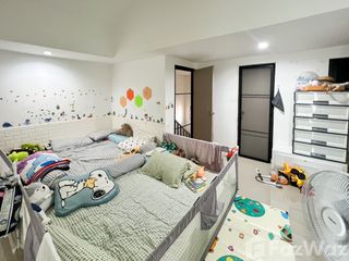 For sale 4 Beds townhouse in Pak Kret, Nonthaburi