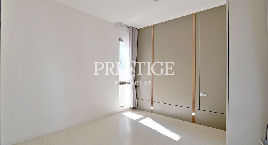 For sale 4 bedrooms house in Bang Lamung, Chonburi