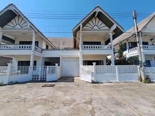 For sale 3 bed townhouse in Hua Hin, Prachuap Khiri Khan
