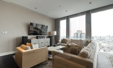 Condo en alquiler de 3 habitaciones en Sathon, Bangkok