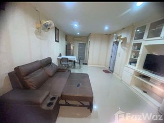 For sale 2 bed townhouse in Mueang Udon Thani, Udon Thani