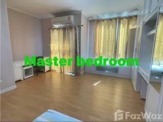 For sale 2 bed townhouse in Mueang Udon Thani, Udon Thani
