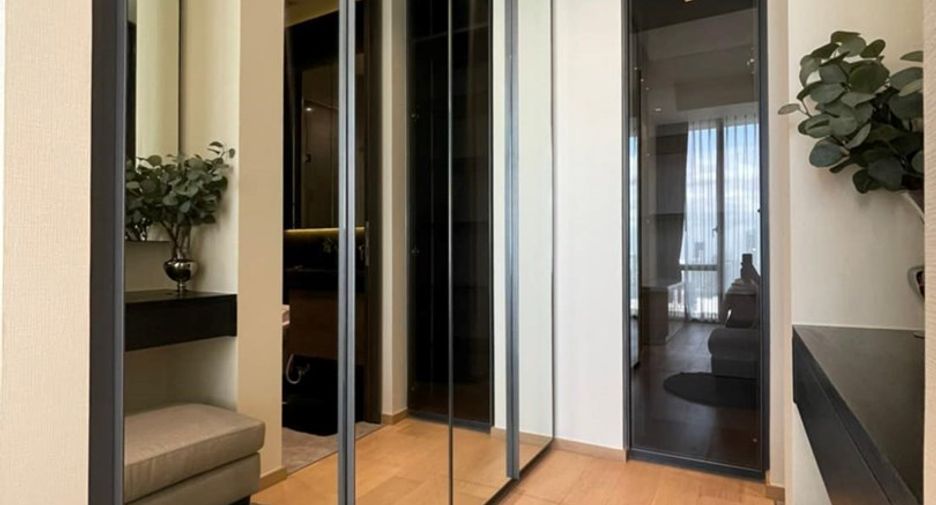 For rent 1 bed condo in Pathum Wan, Bangkok