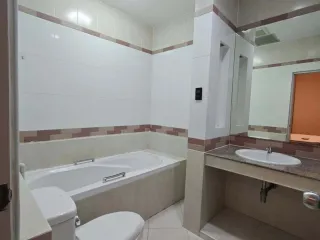 For sale 2 bed townhouse in East Pattaya, Pattaya