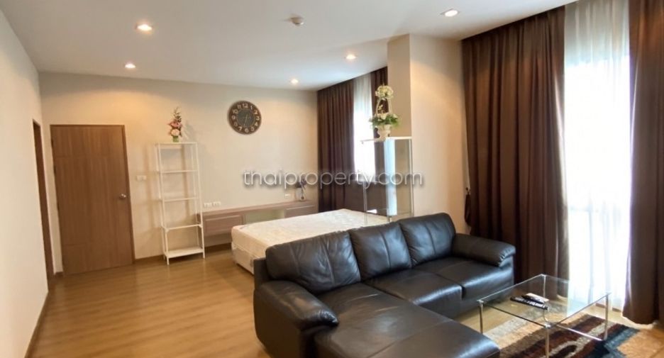 出售 和 出租 1 卧室 公寓 在 Bang Lamung, Chon Buri
