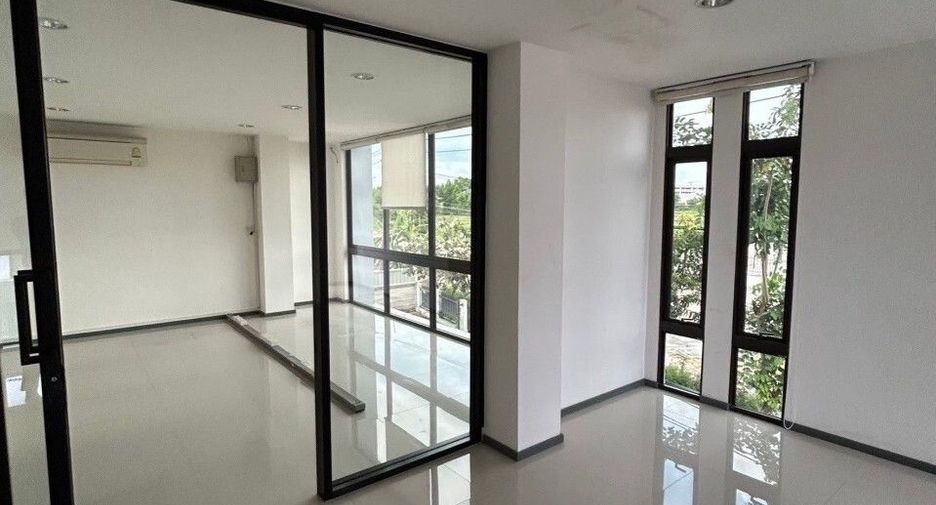 For rent スタジオ house in Lam Luk Ka, Pathum Thani