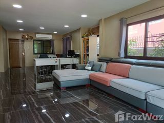 For sale 3 bed house in Bang Khae, Bangkok