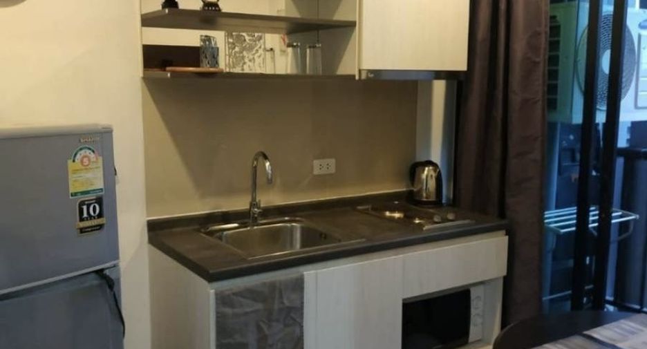For sale スタジオ condo in Watthana, Bangkok