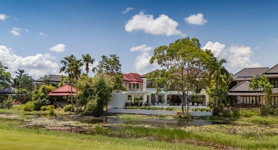 For sale 8 bed villa in Thalang, Phuket