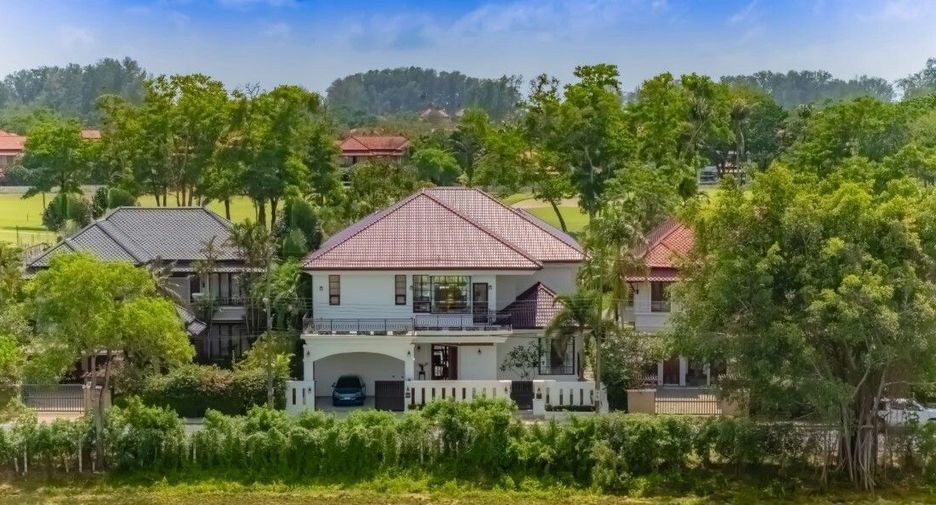 For sale 8 bed villa in Thalang, Phuket