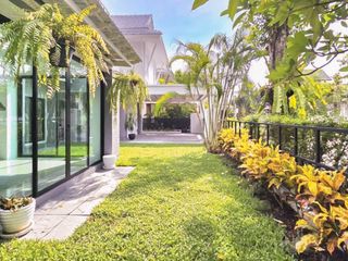 For sale 5 Beds house in Bang Khen, Bangkok