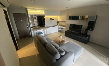 For sale 2 bed condo in Phaya Thai, Bangkok