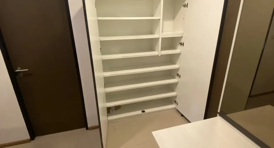 For sale 2 Beds condo in Phaya Thai, Bangkok