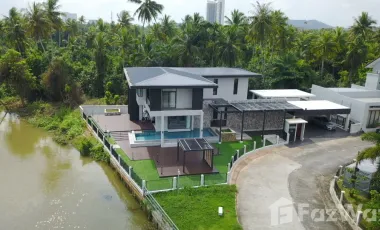 For sale 5 bed house in Mueang Surat Thani, Surat Thani