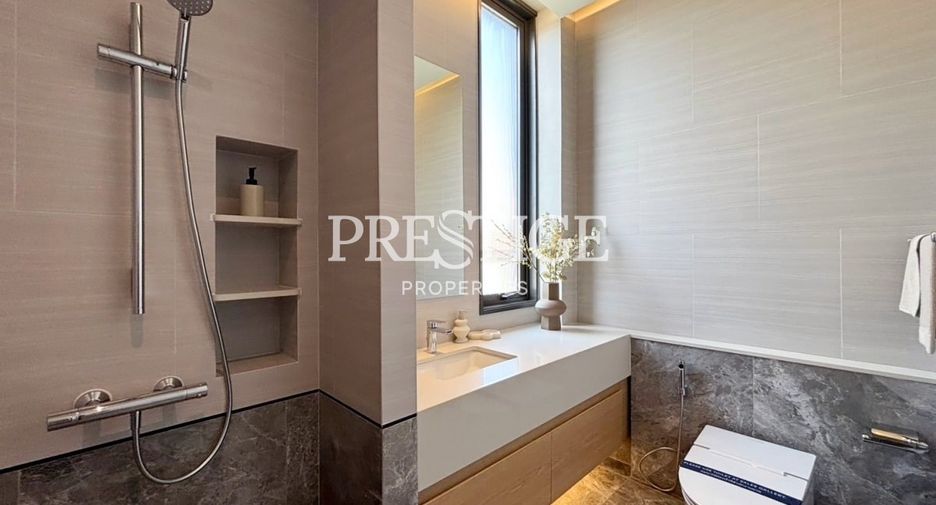 For sale 4 bedrooms house in Bang Lamung, Chonburi
