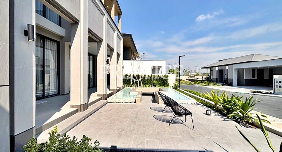 For sale 4 bedrooms house in Bang Lamung, Chonburi