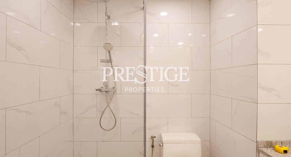 For sale 3 bedrooms condo in Bang Lamung, Chonburi