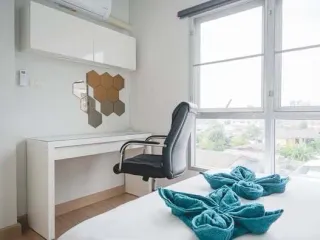 For sale 2 bed condo in Mueang Samut Prakan, Samut Prakan