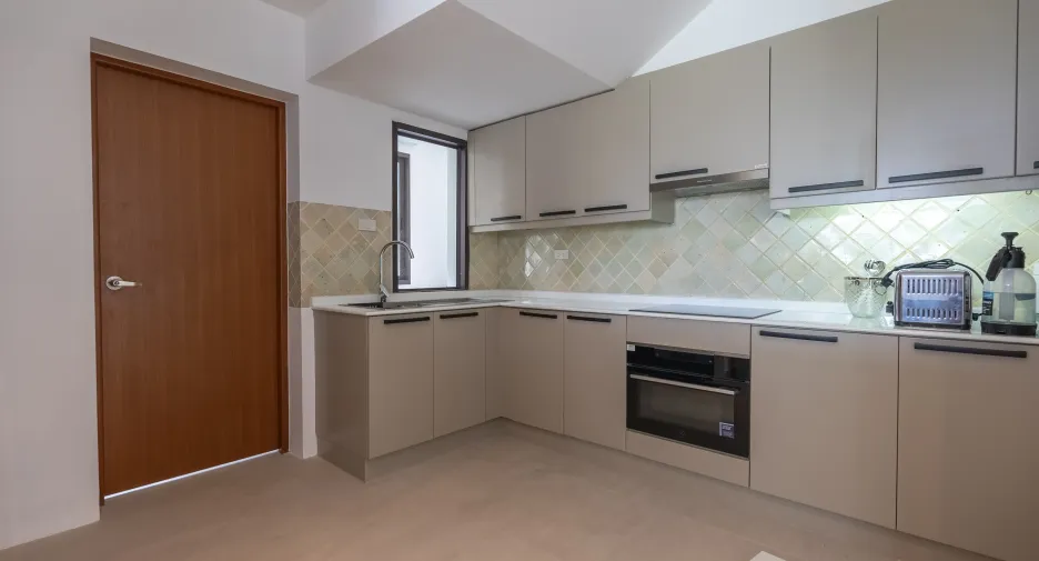 For sale 6 bed villa in Thalang, Phuket