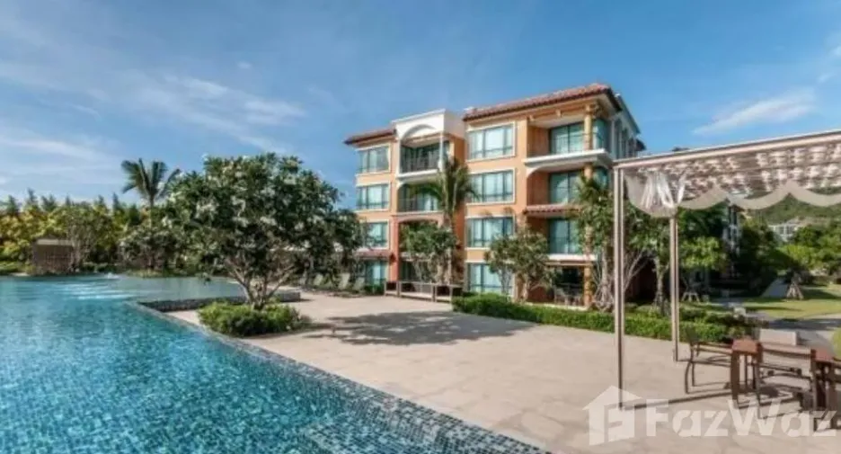 For sale 2 bed condo in Pran Buri, Prachuap Khiri Khan