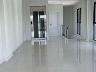 For rent and for sale 1 bed office in Suan Luang, Bangkok