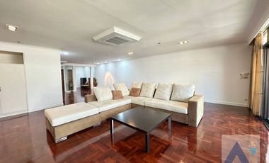 For rent 3 bed condo in Watthana, Bangkok