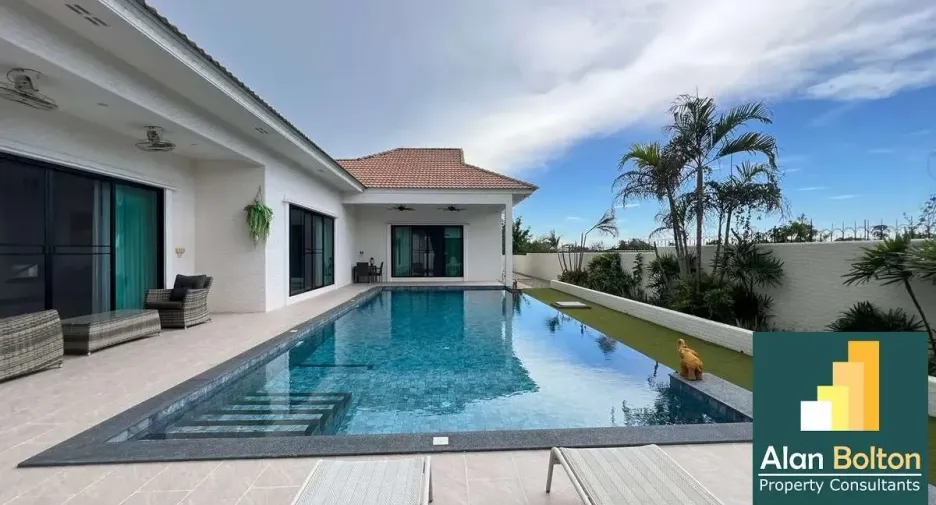 For rent and for sale 4 bedrooms house in Bang Lamung, Chonburi
