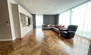 For rent 4 bed condo in Pathum Wan, Bangkok