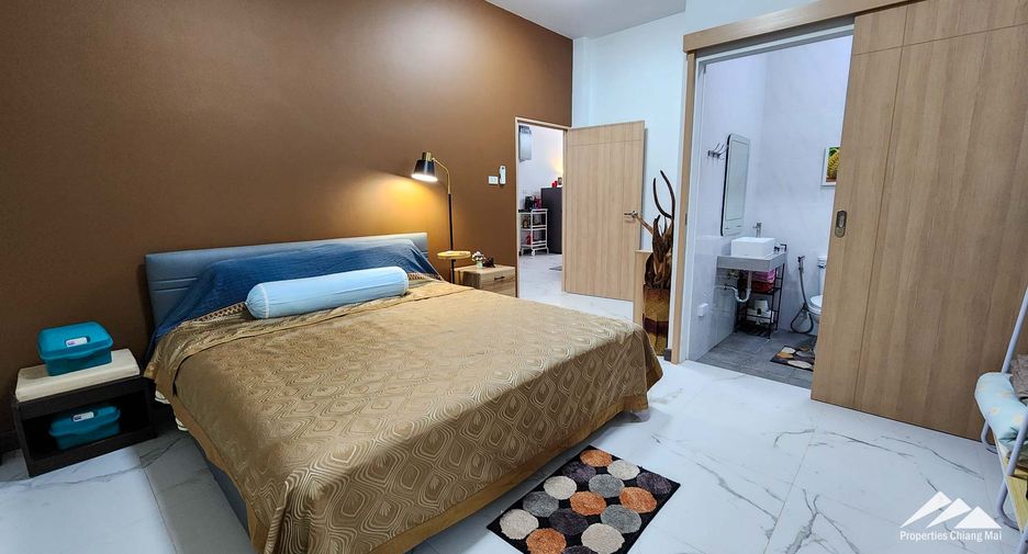 Casa en venta de 4 habitaciones en San Pa Tong, Chiang Mai
