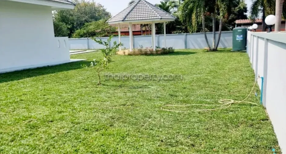 For sale 3 bedrooms house in Bang Saray, Pattaya